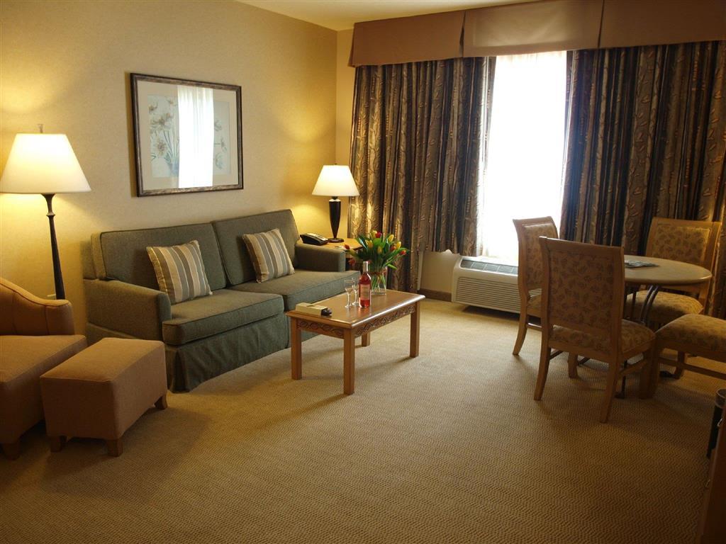The Inn At Charles Town / Hollywood Casino Pokoj fotografie